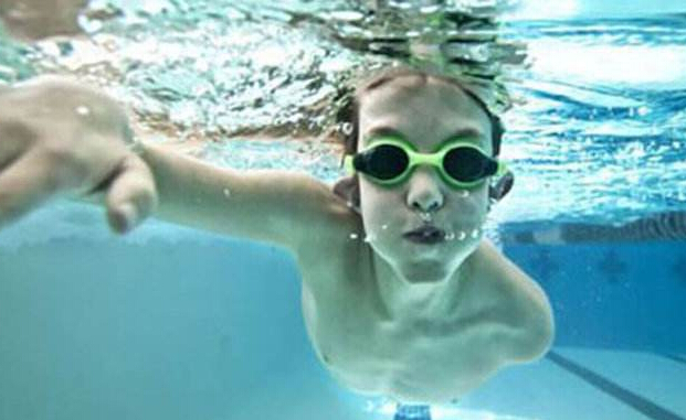 游泳護(hù)眼 游泳護(hù)眼